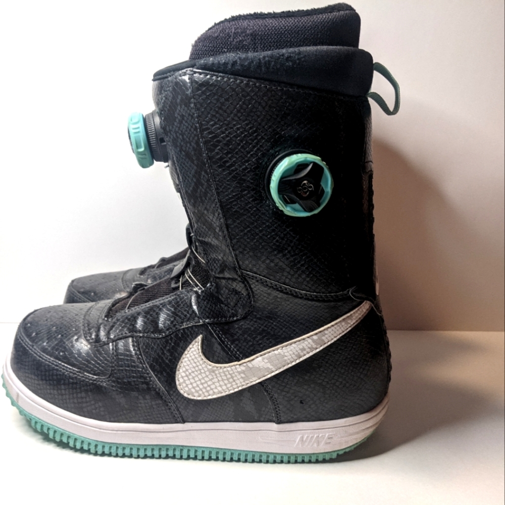 NIKE Women's BOA Zoom Snowboard Boots Discontinued Worn 2x